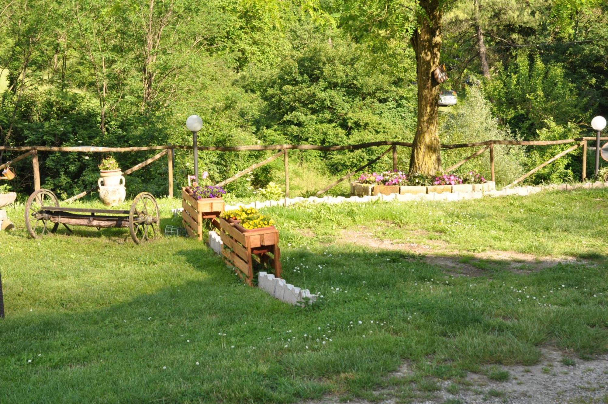 Locanda Di Alberi Borgo San Lorenzo Luaran gambar