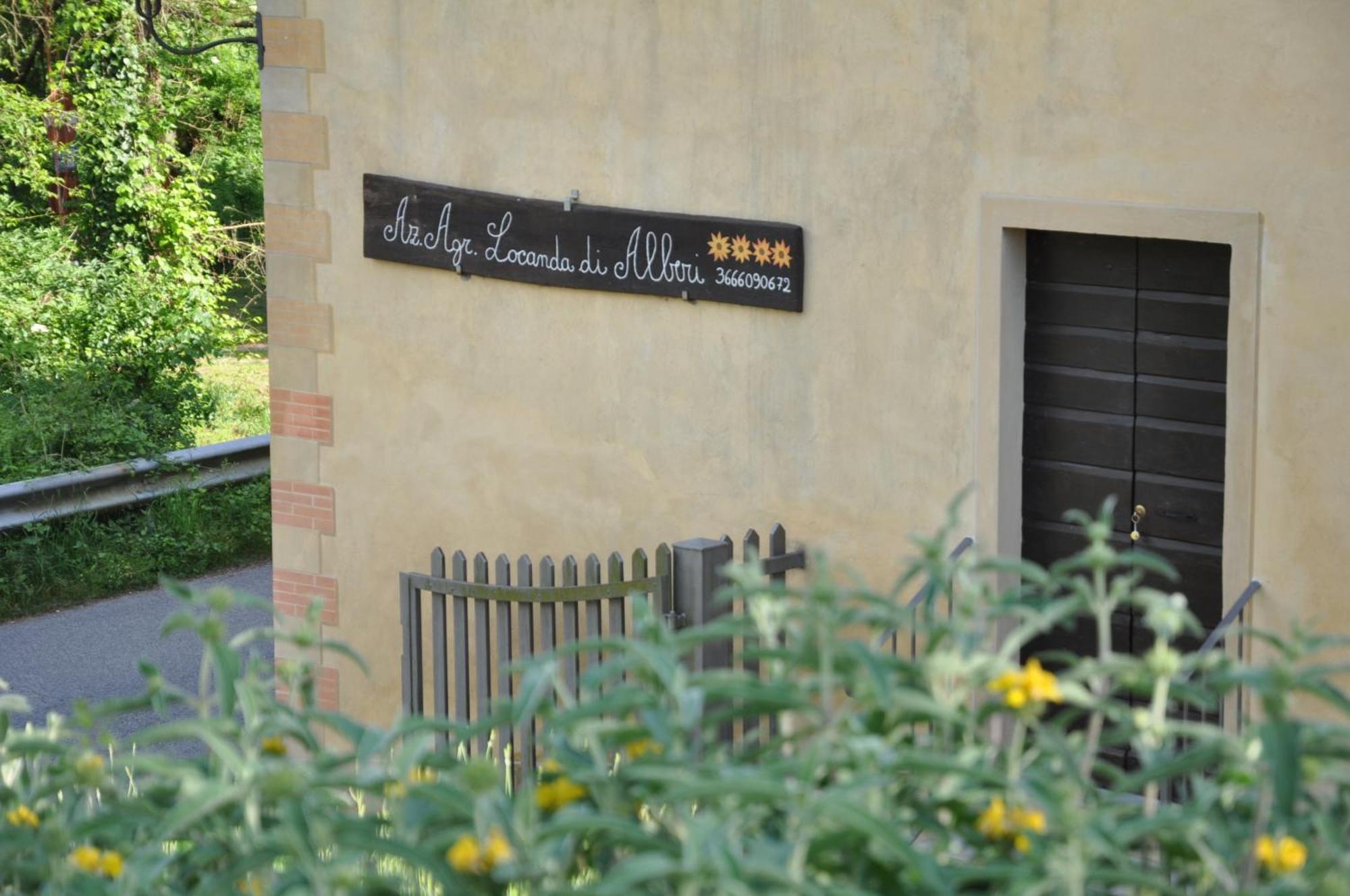 Locanda Di Alberi Borgo San Lorenzo Luaran gambar