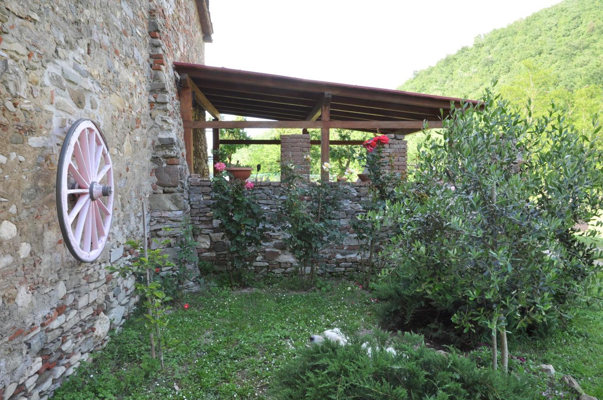 Locanda Di Alberi Borgo San Lorenzo Luaran gambar